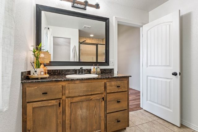 3206 SW Warberry Avenue, Bentonville, AR 72713