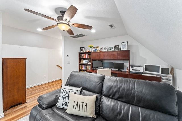 3206 SW Warberry Avenue, Bentonville, AR 72713