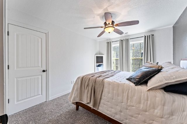 3206 SW Warberry Avenue, Bentonville, AR 72713