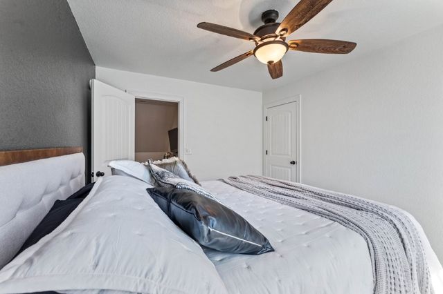 3206 SW Warberry Avenue, Bentonville, AR 72713