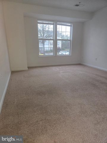 7516-H SNOWPEA CT, Alexandria, VA 22306