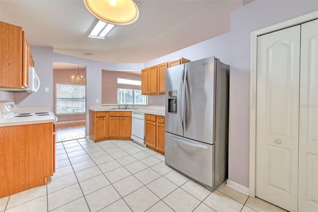 2703 BREAKWATER COURT, Brandon, FL 33511