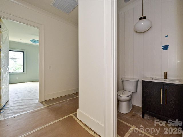 1329 Bevis Drive, Charlotte, NC 28209