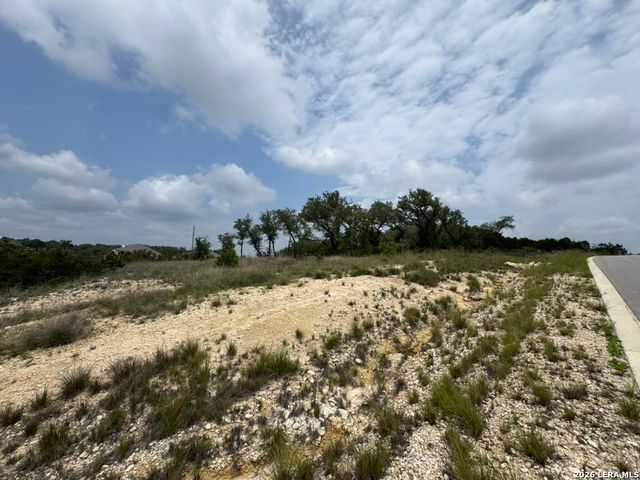 686 Butler Oaks, Bulverde, TX 78163