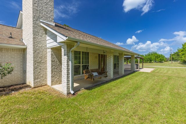 555 Rs County Road 4510, Point, TX 75472