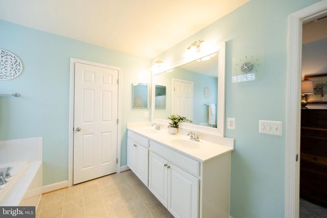 23711 GAMBREL OAK CT, California, MD 20619