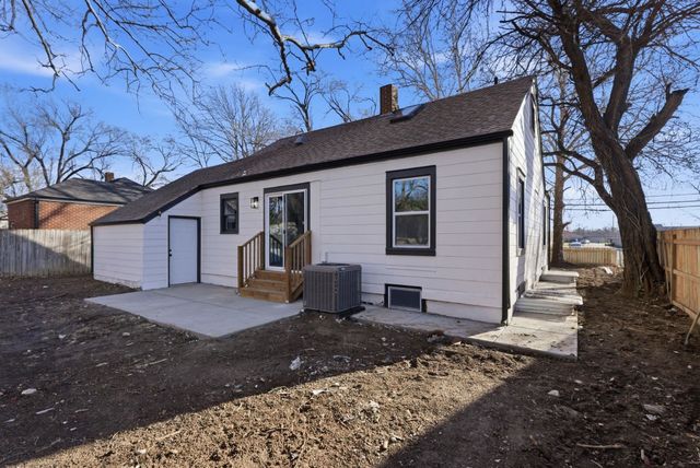 2849 N Arkansas Ave, Wichita, KS 67204