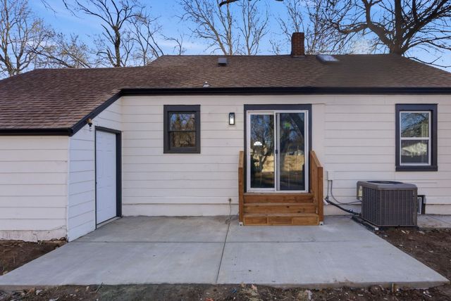 2849 N Arkansas Ave, Wichita, KS 67204