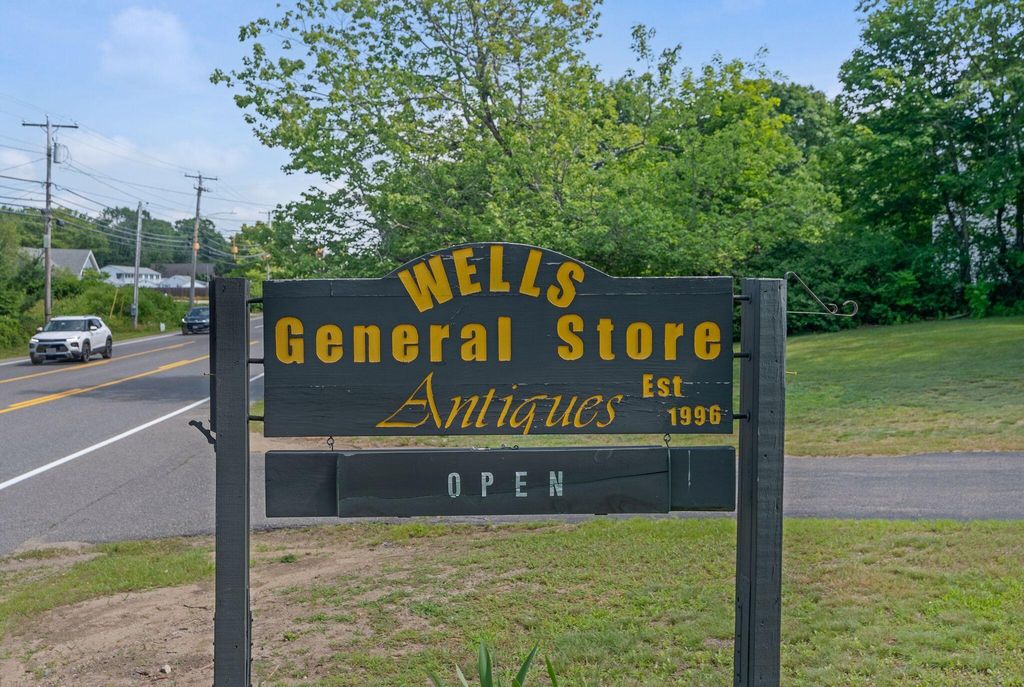 2023 Post Road, Wells, ME 04090 — exterior
