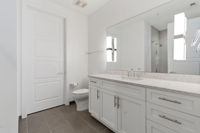 20 Rutledge St Apt 310, Nashville, TN 37210