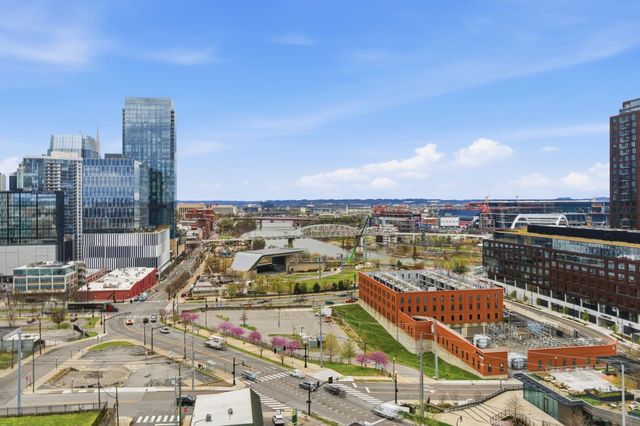 20 Rutledge St Apt 310, Nashville, TN 37210