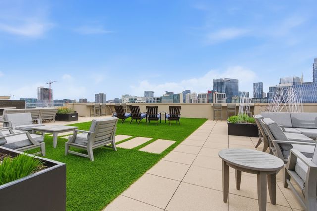 20 Rutledge St Apt 310, Nashville, TN 37210