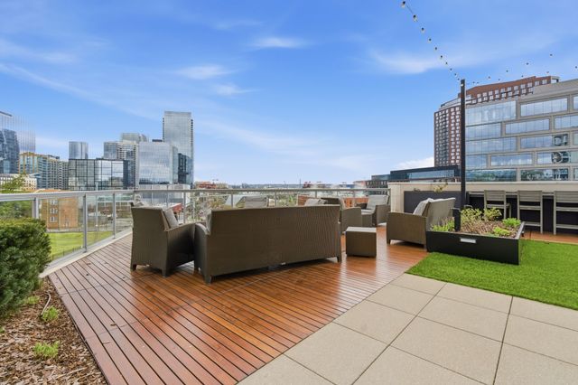 20 Rutledge St Apt 310, Nashville, TN 37210
