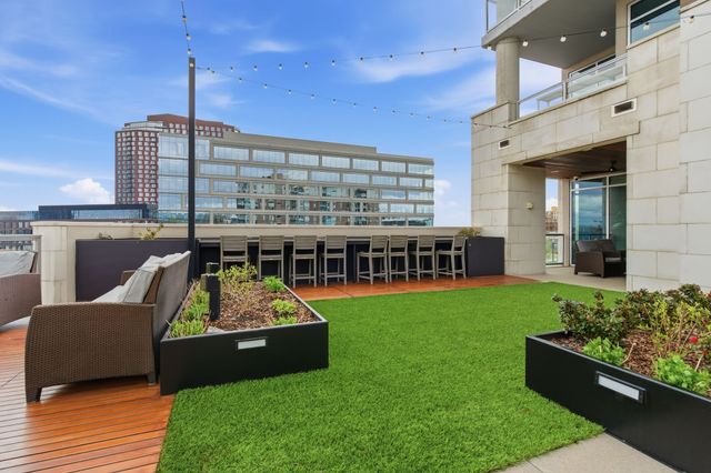 20 Rutledge St Apt 310, Nashville, TN 37210