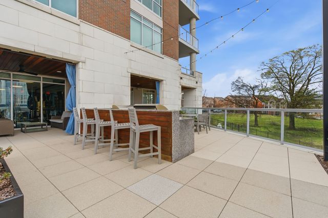 20 Rutledge St Apt 310, Nashville, TN 37210