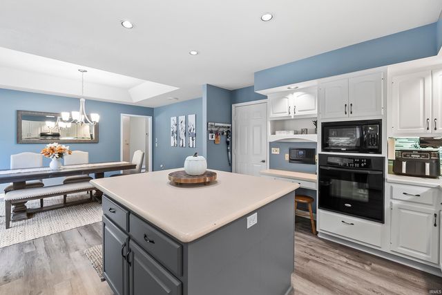 1920 Hunters Ridge Drive, Huntington, IN 46750