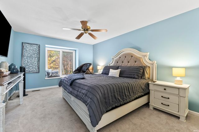 1920 Hunters Ridge Drive, Huntington, IN 46750