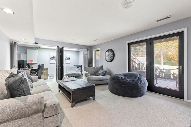 1920 Hunters Ridge Drive, Huntington, IN 46750