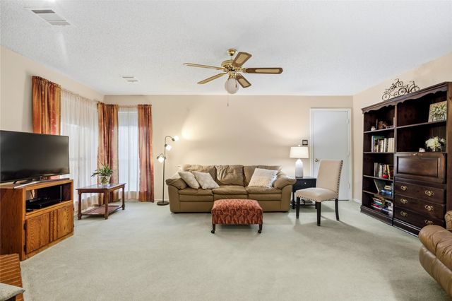 6117 Kittyhawk Drive, Rowlett, TX 75089