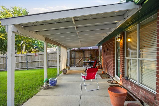 6117 Kittyhawk Drive, Rowlett, TX 75089