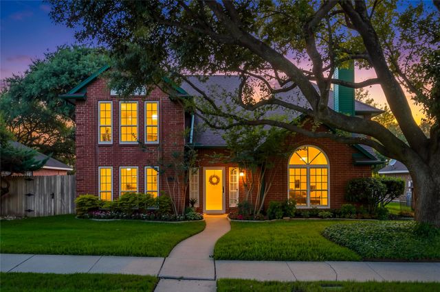 6117 Kittyhawk Drive, Rowlett, TX 75089