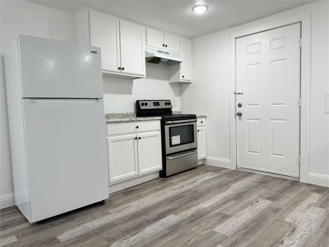 2800 Walker Street, Fort Worth, TX 76105