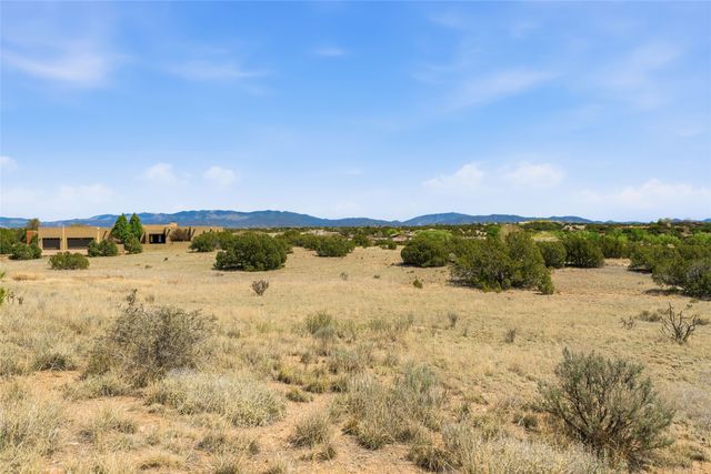 32 Calle Ventoso West Lot 819, Santa Fe, NM 87506