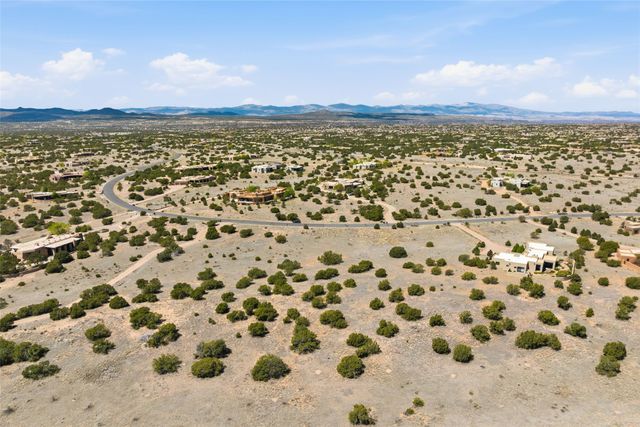 32 Calle Ventoso West Lot 819, Santa Fe, NM 87506