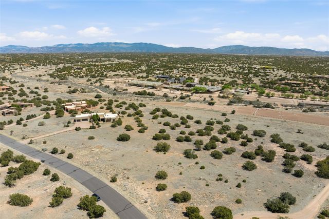 32 Calle Ventoso West Lot 819, Santa Fe, NM 87506