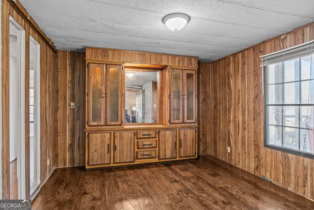 3935 Loganville Highway, Loganville, GA 30052