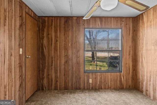 3935 Loganville Highway, Loganville, GA 30052