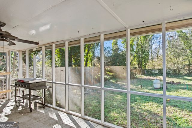 3935 Loganville Highway, Loganville, GA 30052