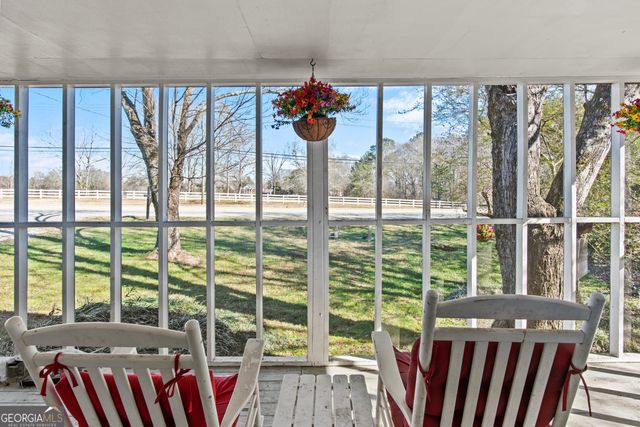 3935 Loganville Highway, Loganville, GA 30052
