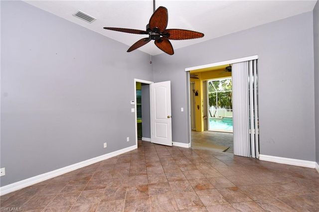 2313 SW 53rd TER, Cape Coral, FL 33914