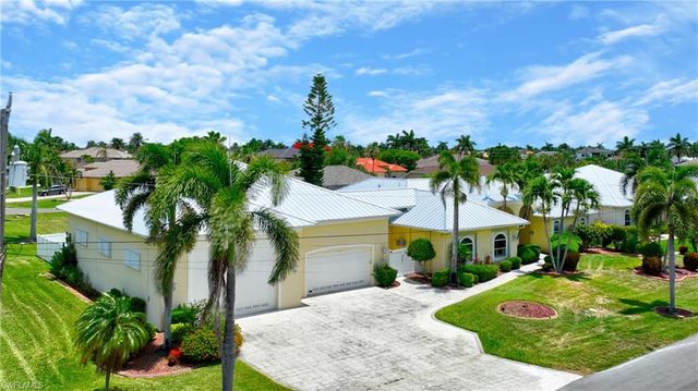 2313 SW 53rd TER, Cape Coral, FL 33914