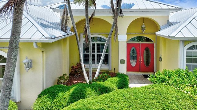 2313 SW 53rd TER, Cape Coral, FL 33914