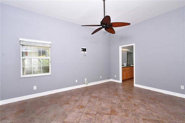2313 SW 53rd TER, Cape Coral, FL 33914
