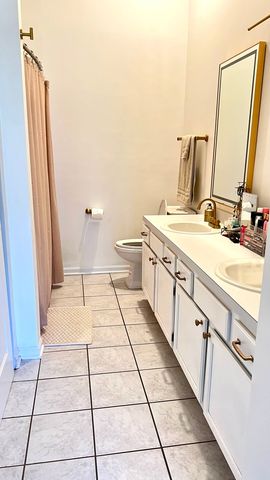 1227 Hathaway Circle, Elgin, IL 60120