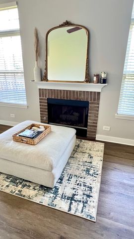 1227 Hathaway Circle, Elgin, IL 60120
