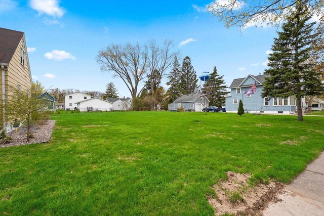 817 ELM STREET, De Pere, WI 54115