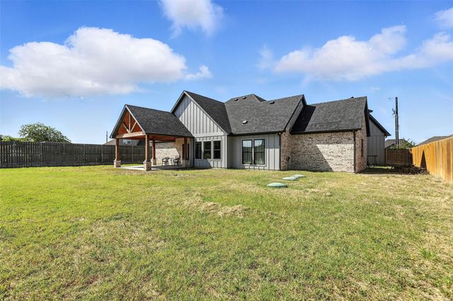 8023 Pennington, Fort Worth, TX 76126