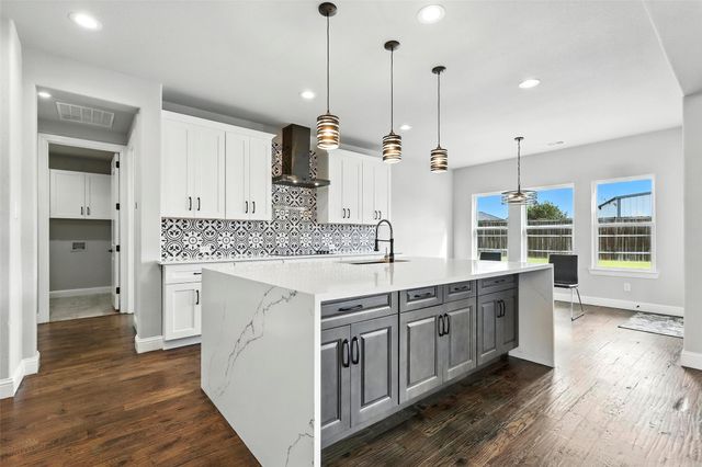 8023 Pennington, Fort Worth, TX 76126