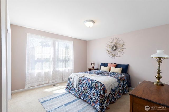 9619 Windswept Lane NW, Silverdale, WA 98383