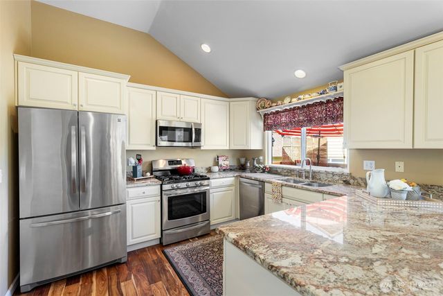 9619 Windswept Lane NW, Silverdale, WA 98383