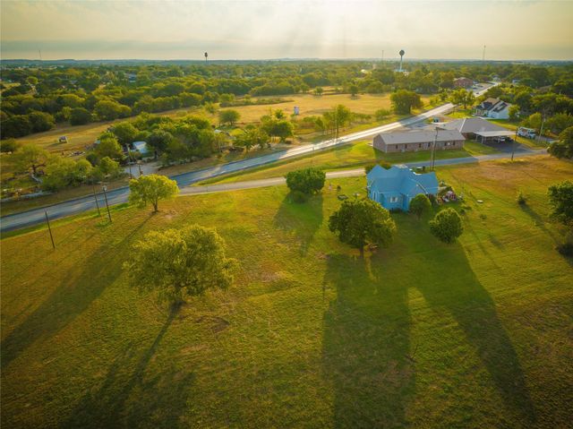 1360 E Bypass 287, Alvord, TX 76225