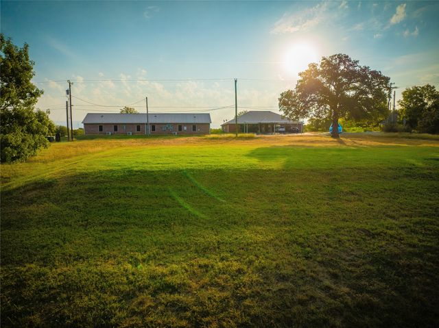 1360 E Bypass 287, Alvord, TX 76225