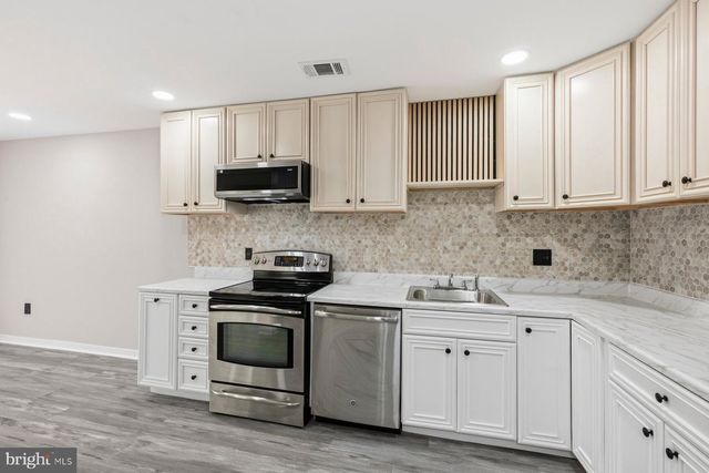 18323 ALLSPICE DR, Germantown, MD 20874