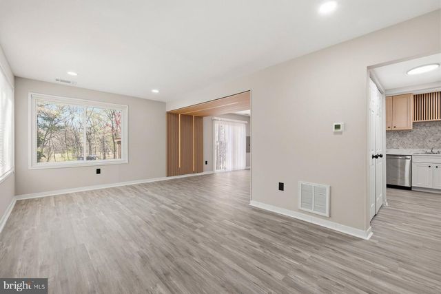 18323 ALLSPICE DR, Germantown, MD 20874