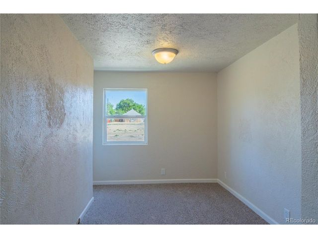 1621 W 18th St, Pueblo, CO 81003