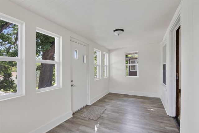 1317 Euclid Avenue, Des Moines, IA 50313